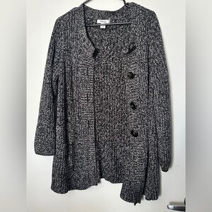 Button up knit cardigan black and white size 1X